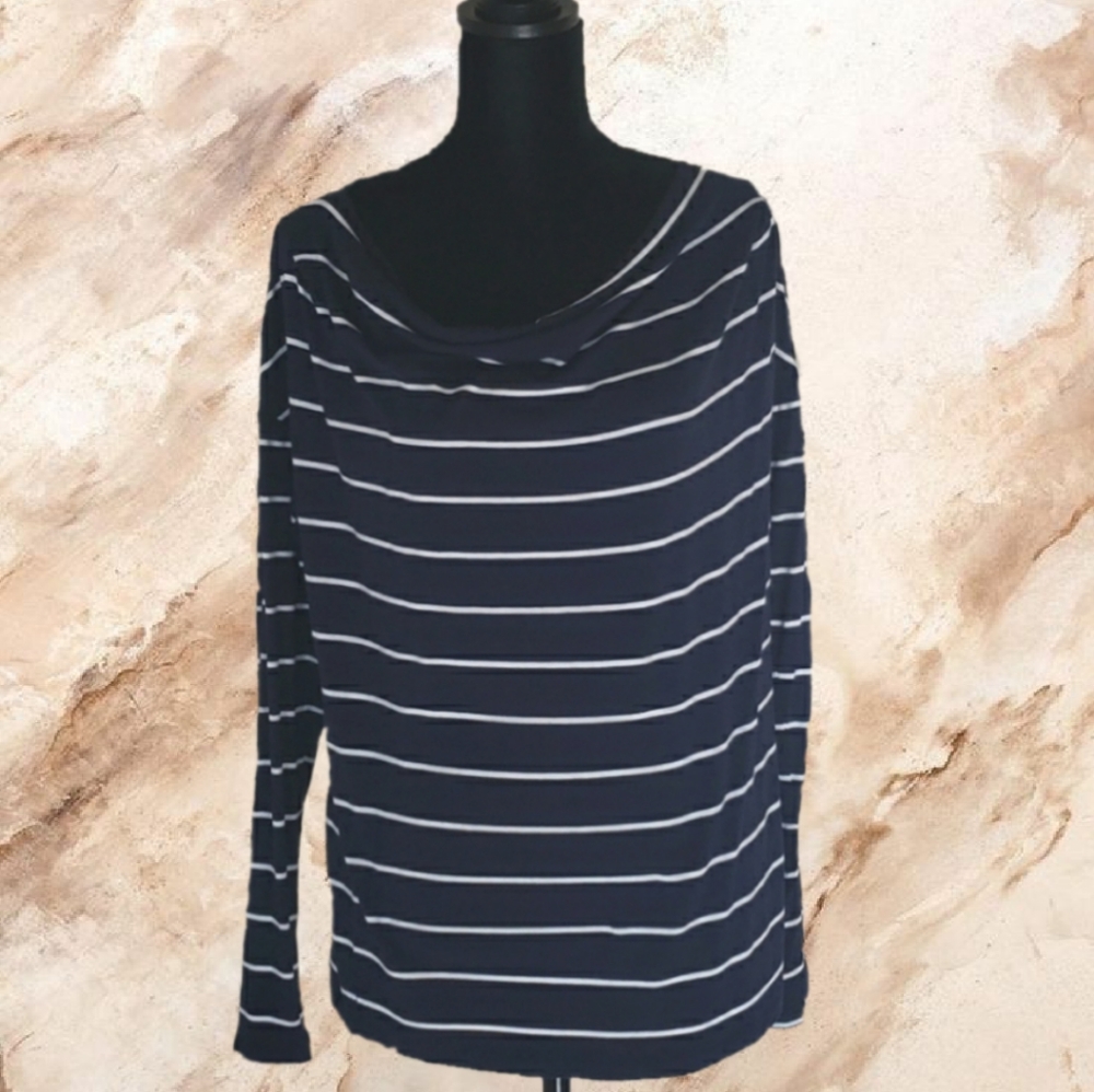 Banana Republic | Navy | Boat Neck Top